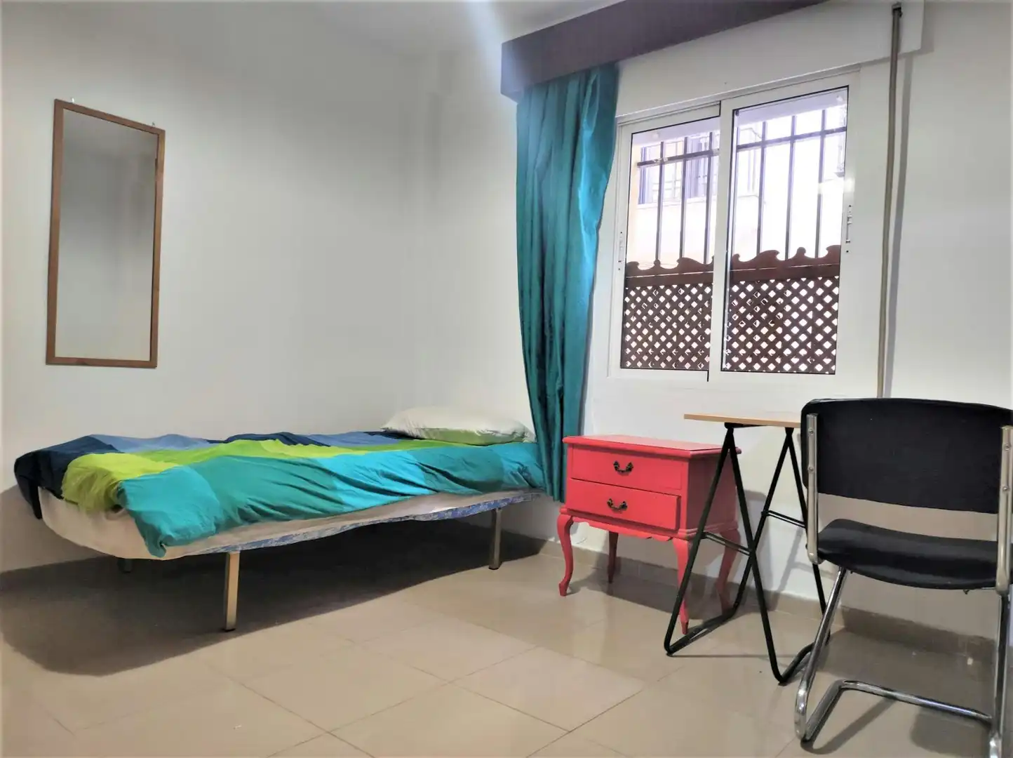 Bedroom of Flat for share in Sevilla  with Furnished and Washing machine