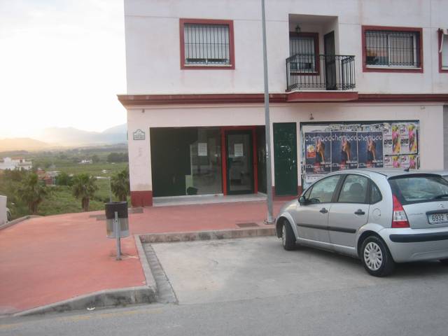 Local comercial en Venta en Perchel Sur - Plaza de Toros Vieja