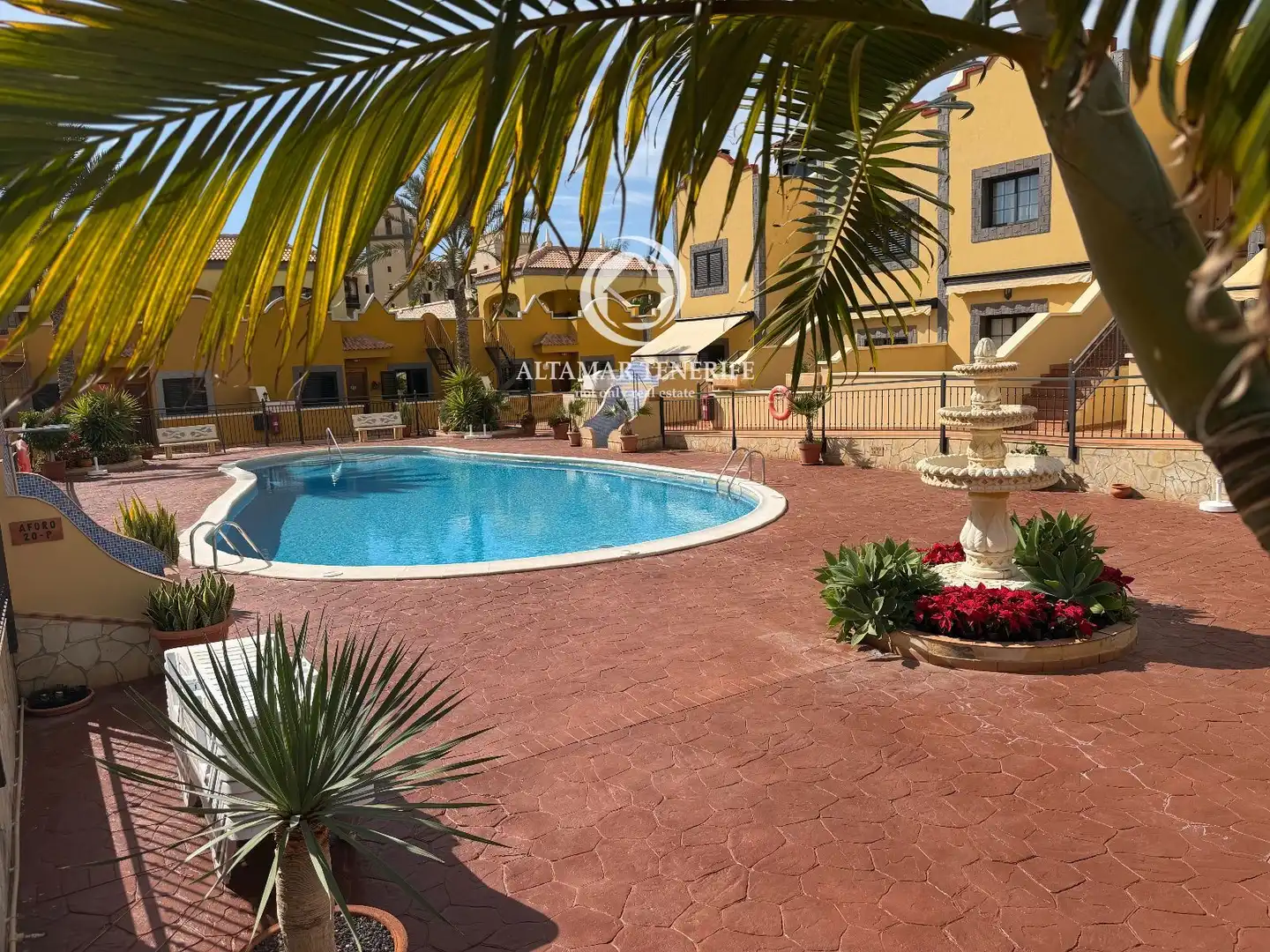 Piscina de Apartament en venda en Adeje amb Terrassa, Traster i Piscina
