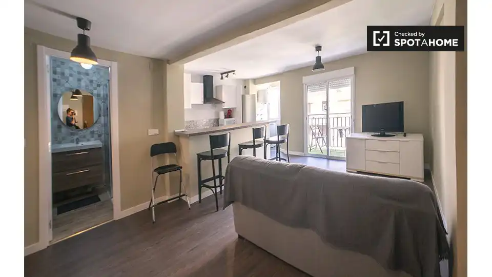 Sala de estar de Piso de alquiler en Valencia con Aire acondicionado, Calefacción y Amueblado