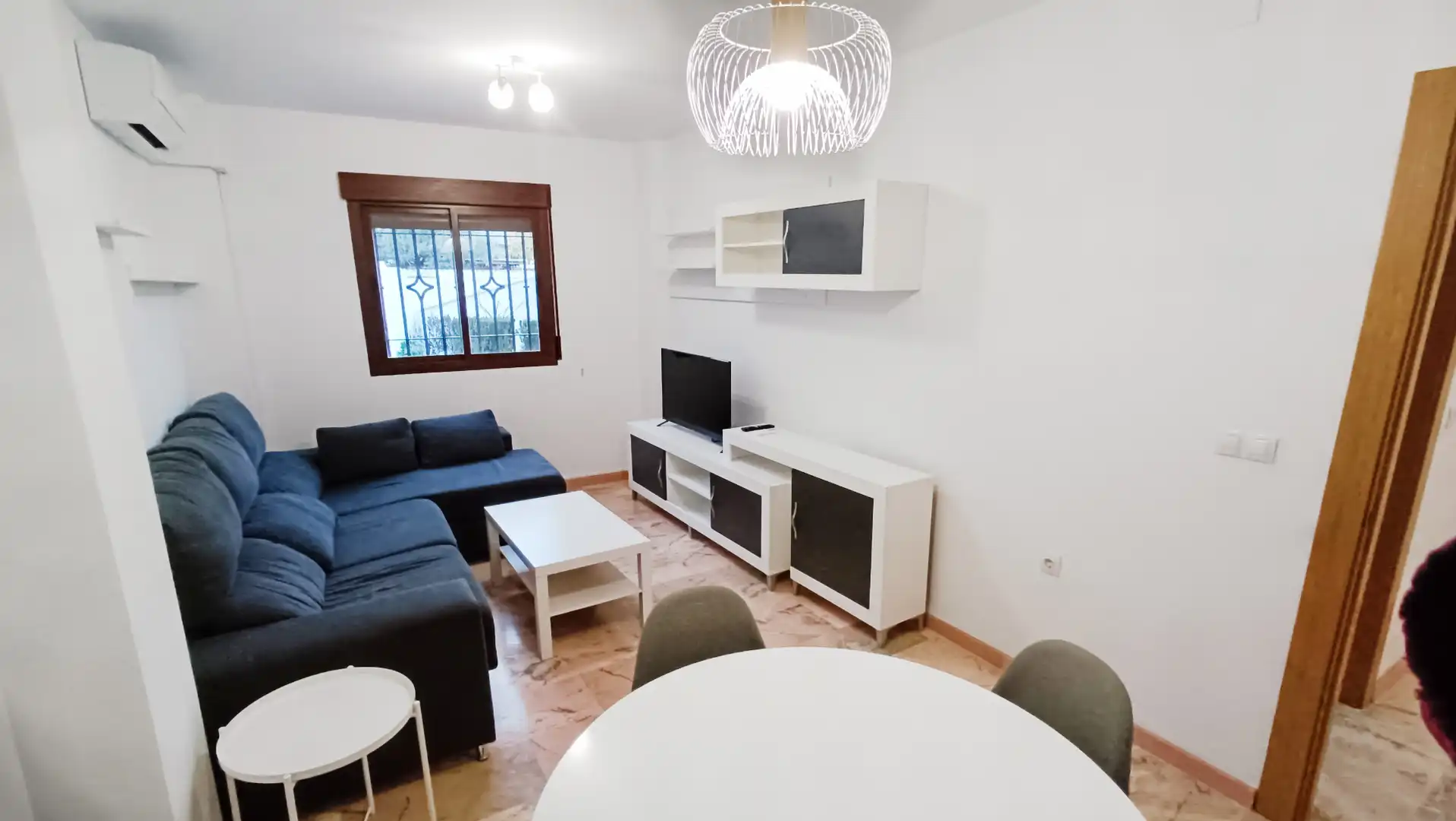 Sala de estar de Piso de alquiler en La Zubia con Aire acondicionado, Amueblado y Balcón