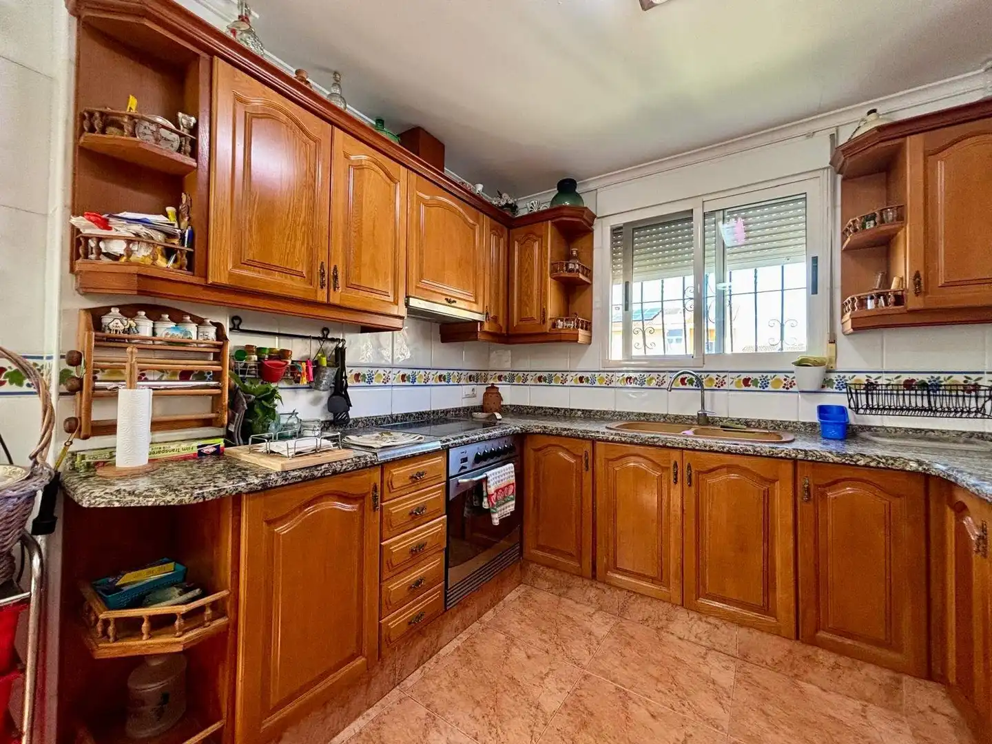 Kitchen of Houses for sale in Daimús  with Private garden, Terrace and Storage room