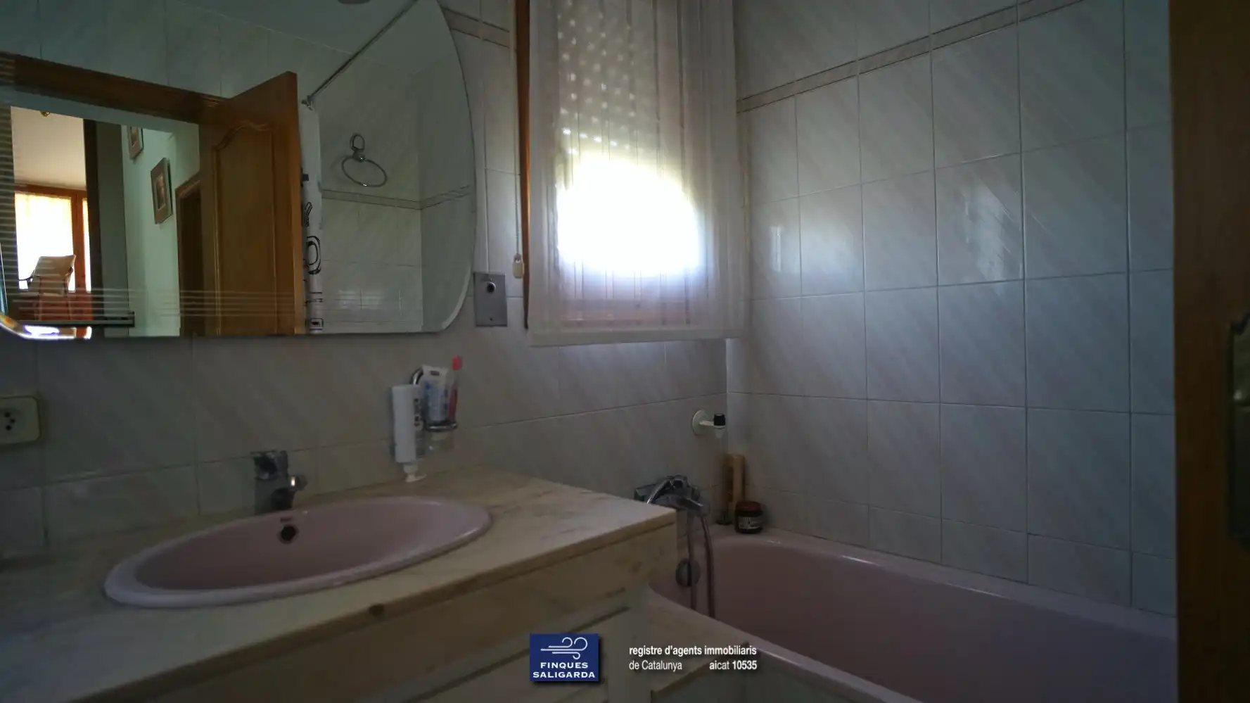 Baño de Casa o chalet en venta en Canovelles con Aire acondicionado, Calefacción y Terraza