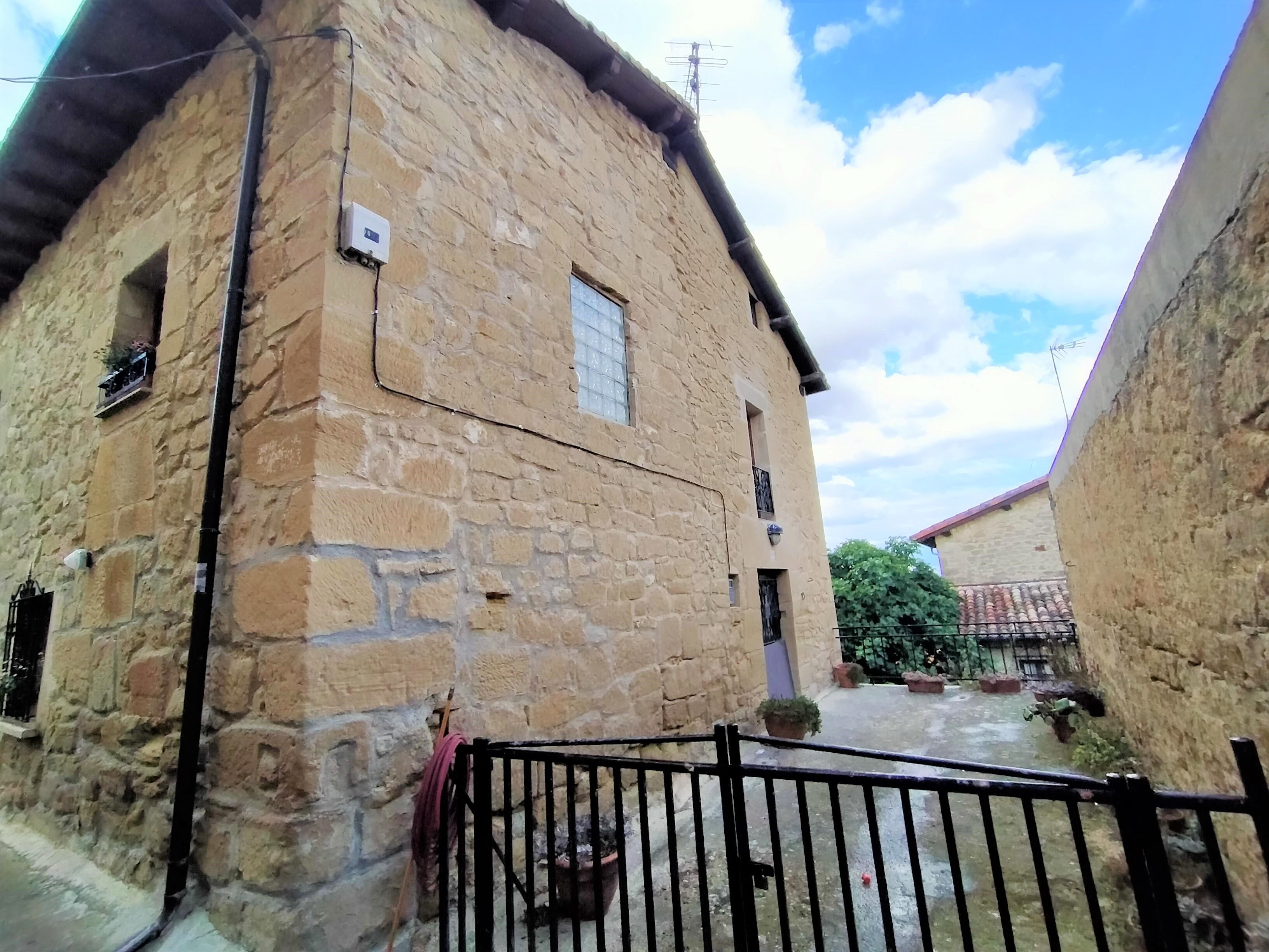 Exterior view of House or chalet for sale in Sajazarra  with Private garden, Terrace and Furnished