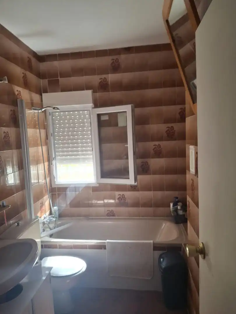 Bany de Casa o xalet en venda en Renera