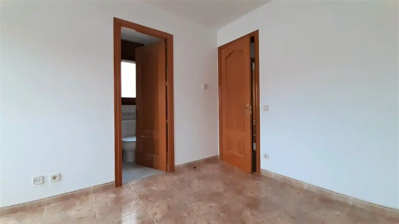 Schlafzimmer von Einfamilien-Reihenhaus zum Verkauf in Moià mit Heizung, Terrasse und Abstellraum