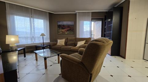 Photo 2 of Flat to rent in Avenida de Madrid, Cascajos - Piqueras, La Rioja