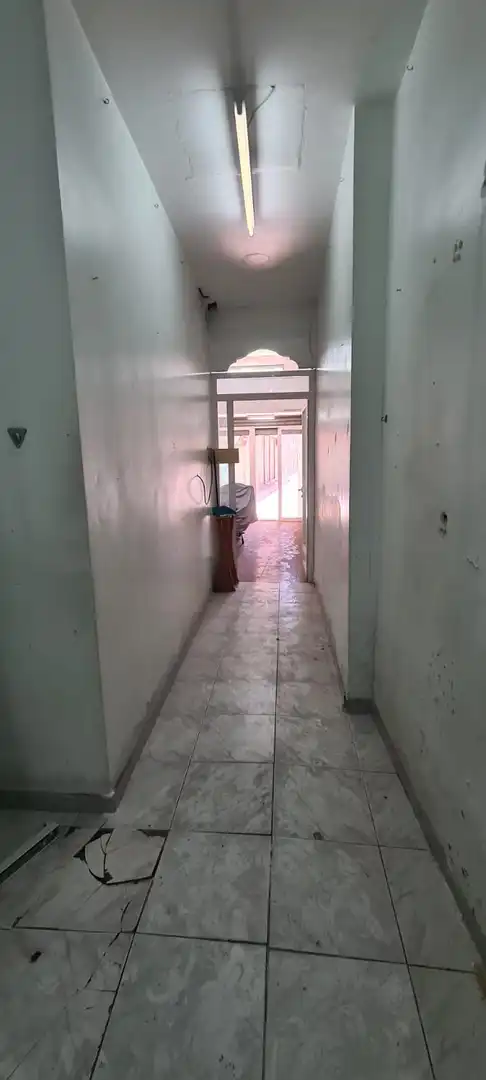 Local comercial de lloguer a Carrer d'Enmig, imagen 13