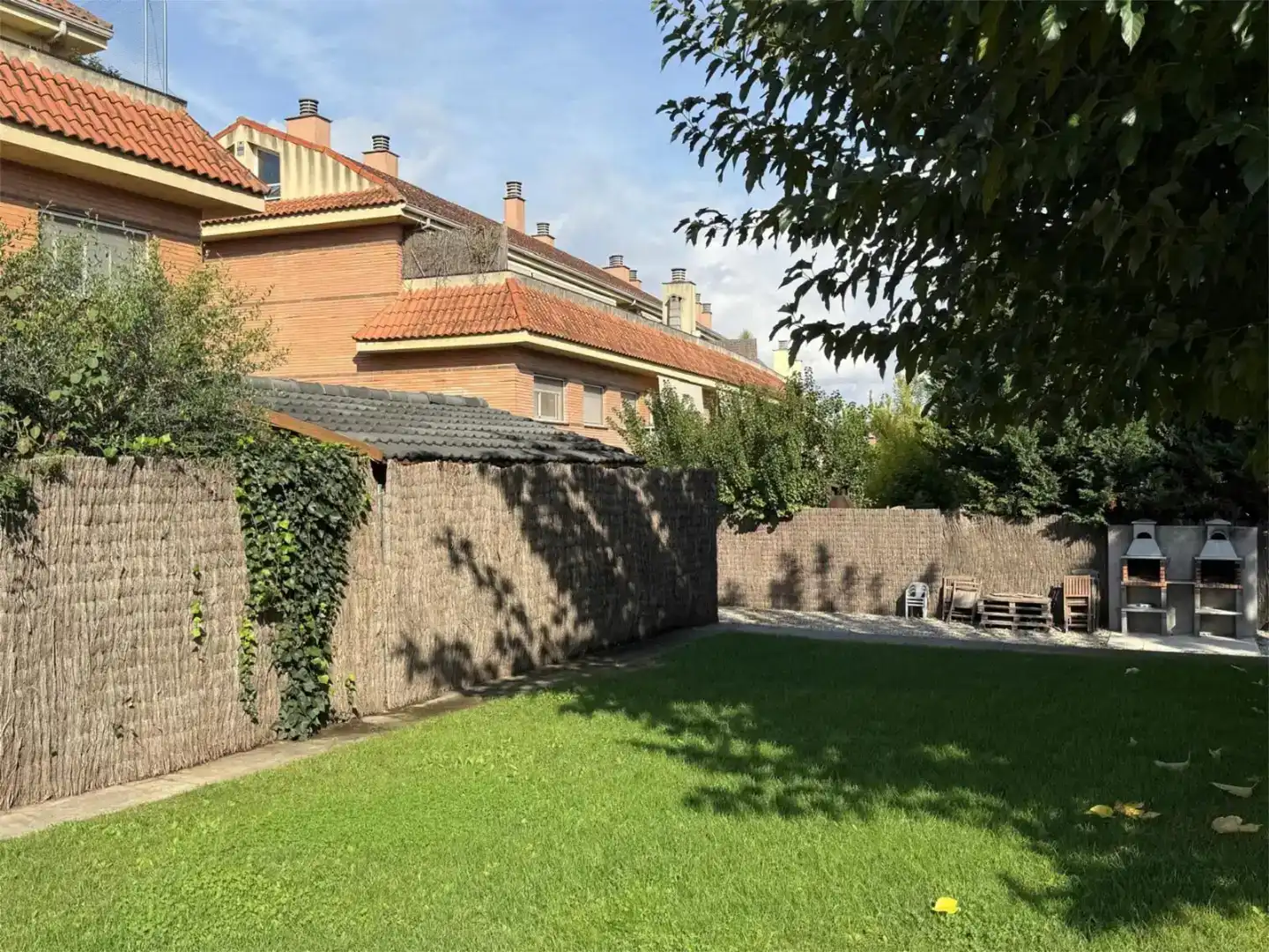 Jardín de Piso en venta en Rubí con Piscina