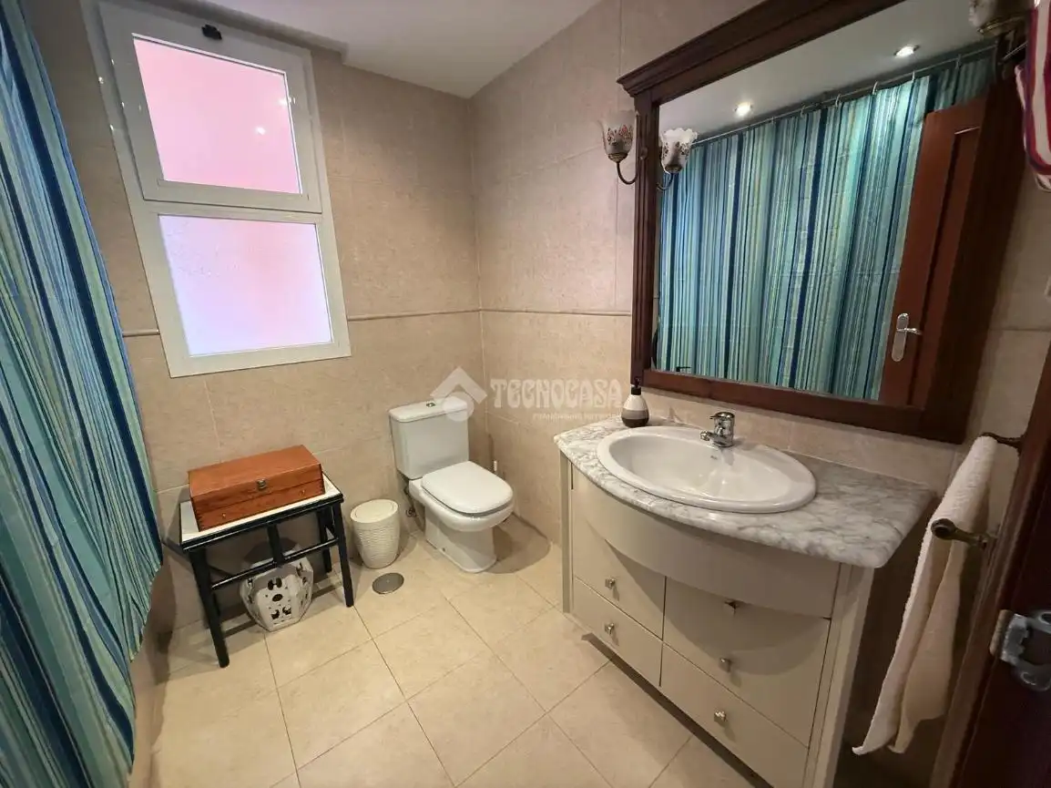 Baño de Piso en venta en Estepona con Balcón