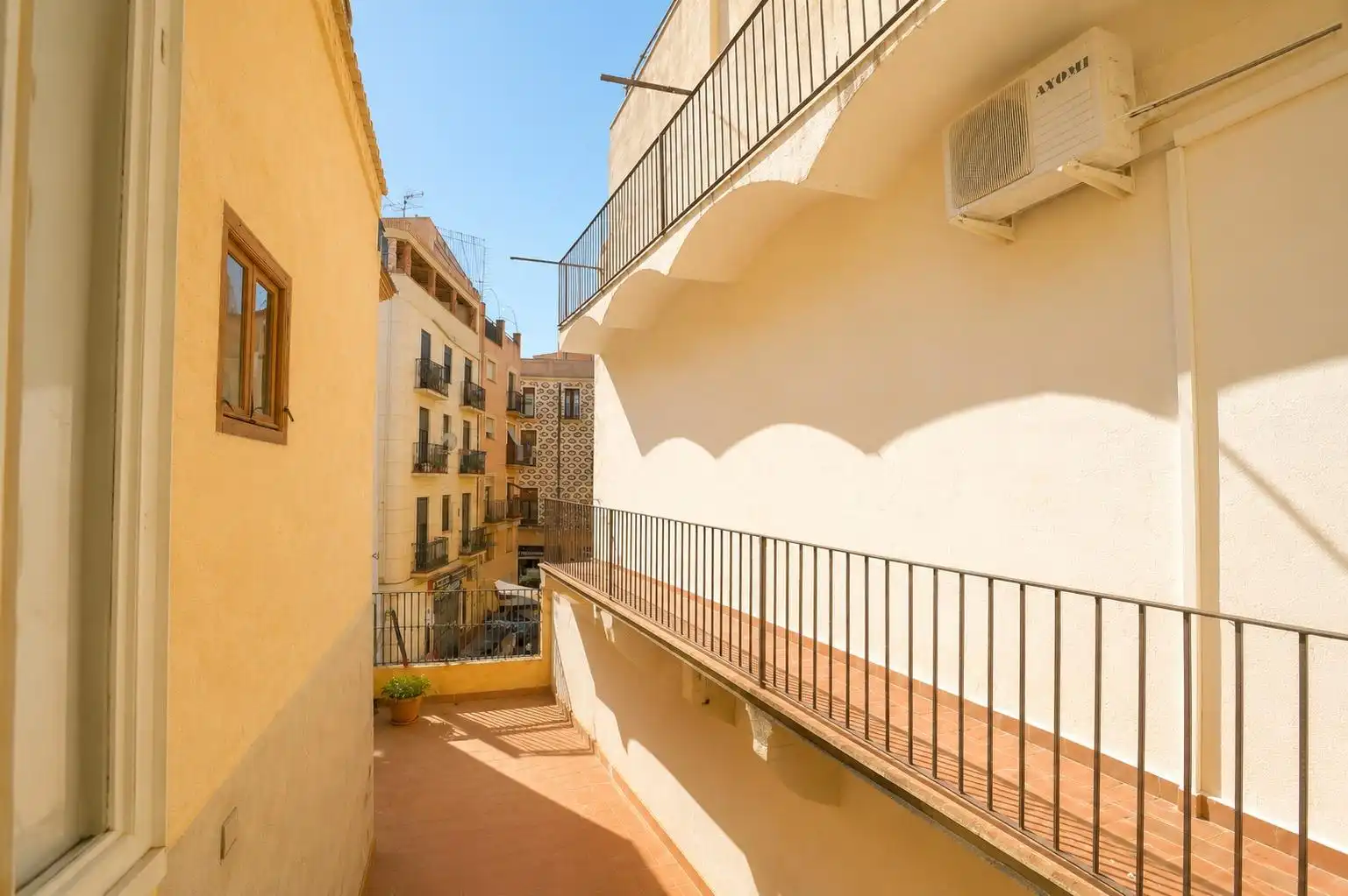 Balcony of Houses for sale in Valls  with Heating, Terrace and Storage room