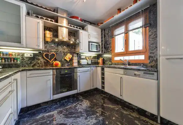 Cocina de Casa adosada de alquiler en Sant Josep de sa Talaia con Aire acondicionado, Jardín privado y Terraza