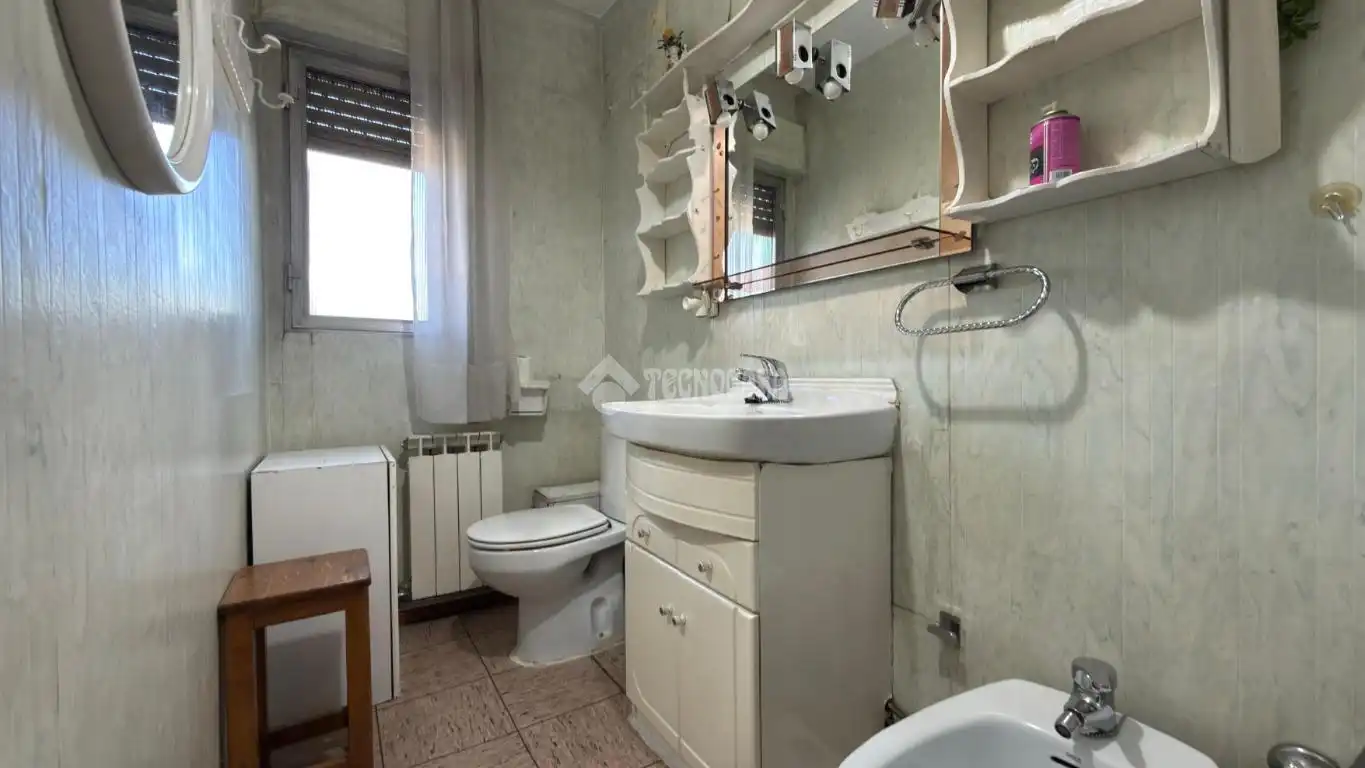 Baño de Piso en venta en Madrid con Aire acondicionado, Calefacción y Terraza
