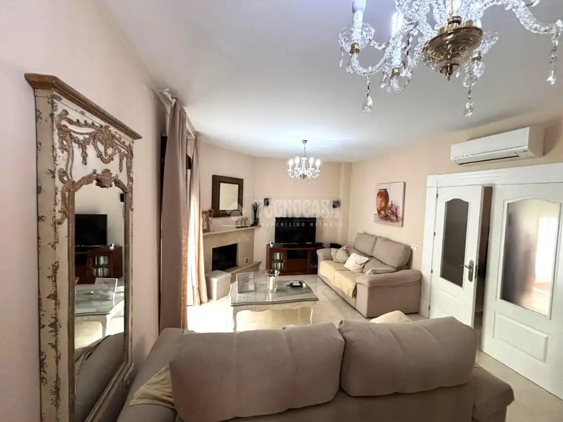 Sala de estar de Casa o chalet en venta en Antequera con Aire acondicionado, Terraza y Trastero