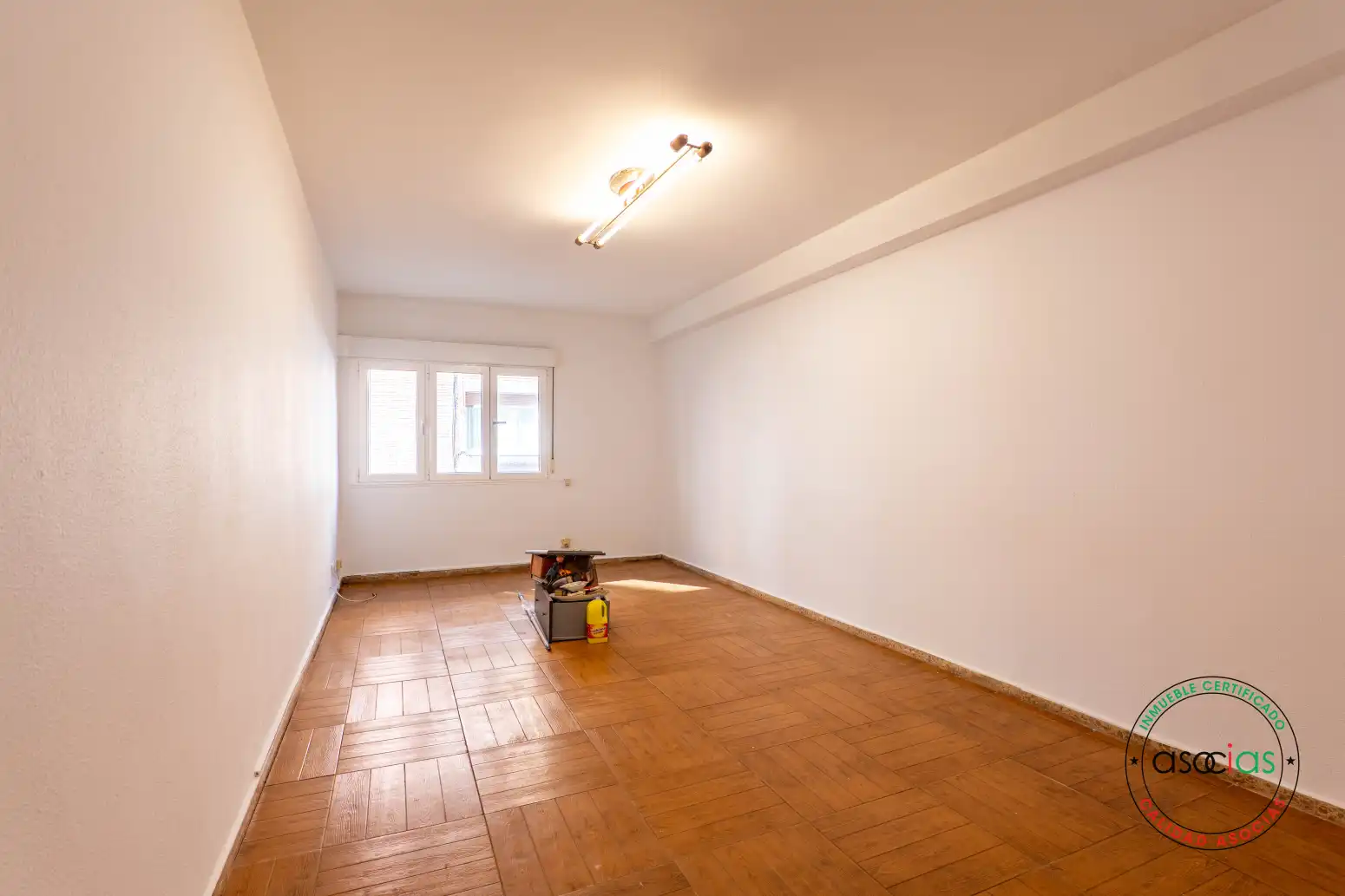 Wohnung zum Verkauf in Gijón  mit Heizung, Parkett und Balkon