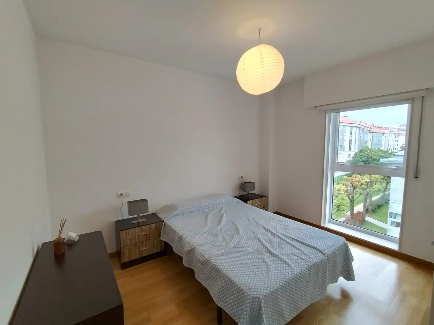 Bedroom of Flat for rent in Santiago de Compostela   with Heating, Storage room and Furnished