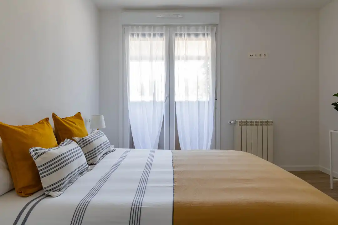 Habitación de Piso en venta en Irun  con Calefacción y Terraza