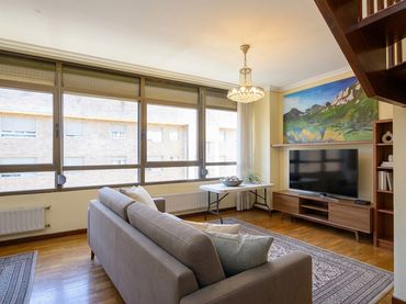 Duplex avec ascenseur à vendre à Avenida Cristo de las Cadenas 42