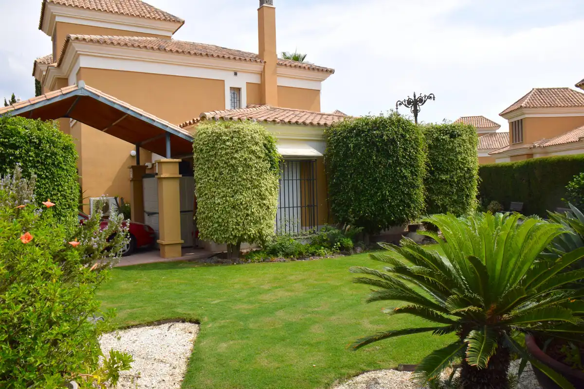 Maison mitoyenne à vendre à Río Real - Los Monteros, imagen 3