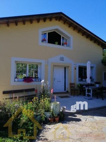 Casa o xalet en venda a O Corgo