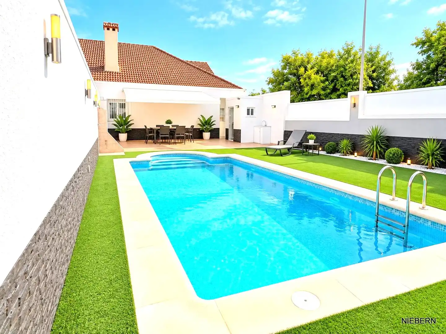 Piscina de Casa o chalet en venta en Cartagena con Aire acondicionado, Jardín privado y Terraza