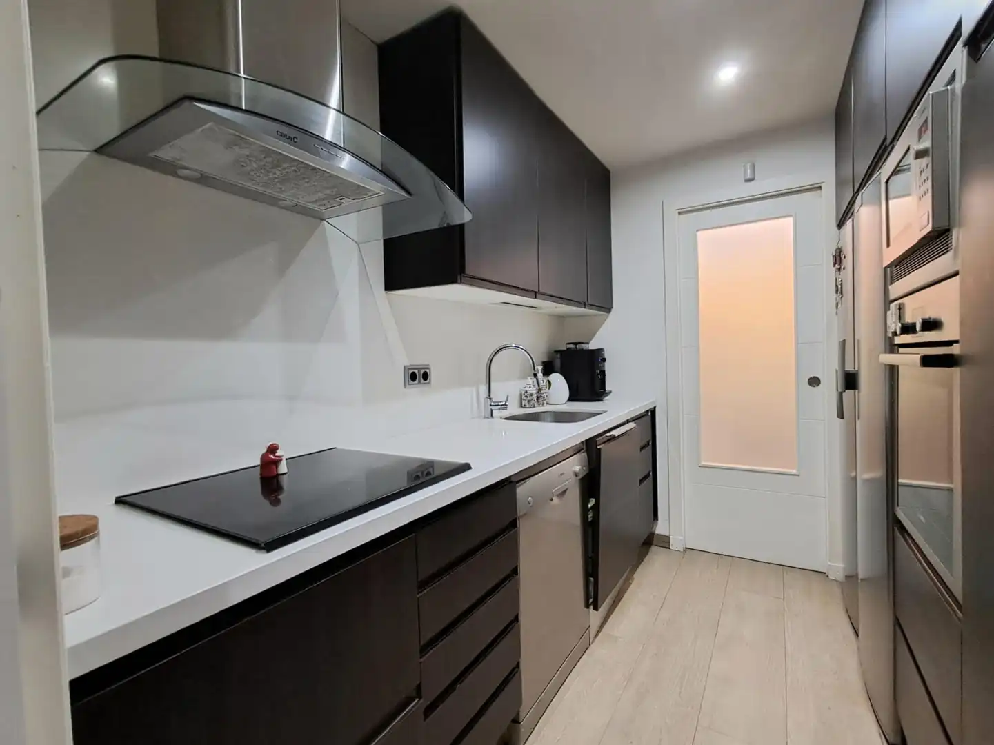 Cocina de Piso en venta en Madrid con Aire acondicionado, Calefacción y Jardín privado