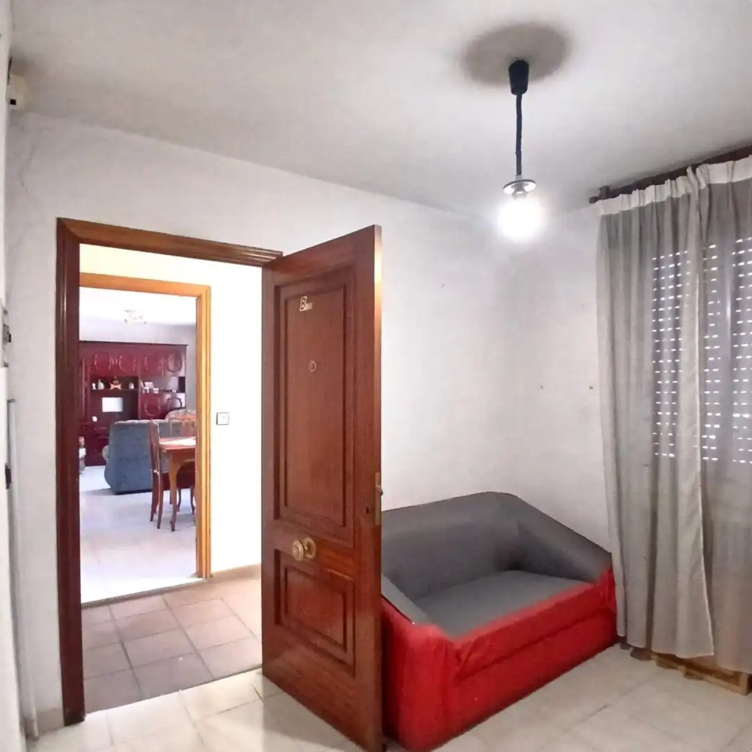 Haus oder Chalet zum Verkauf in San Andrés del Rabanedo mit Abstellraum und Balkon