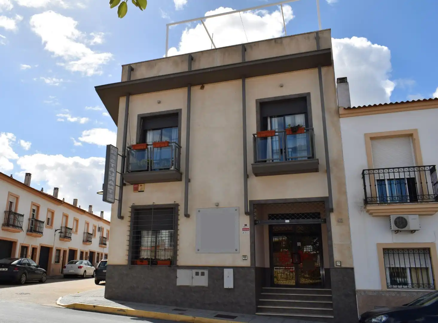 Vista exterior de Edificio en venta en San Bartolomé de la Torre