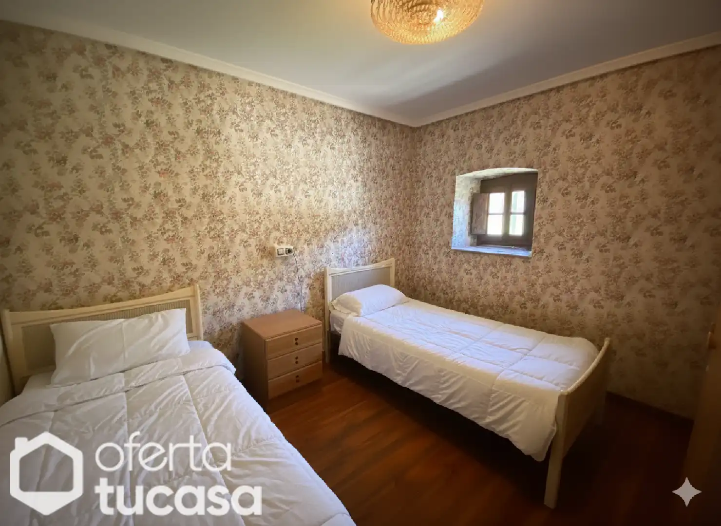 Habitación de Piso en venta en Cabrales con Jardín privado y Amueblado