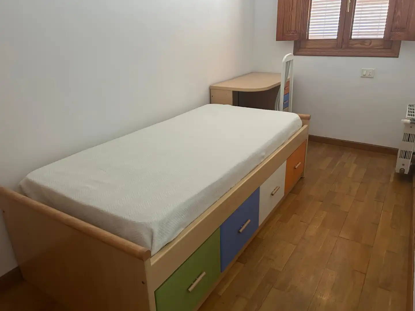 Schlafzimmer von Wohnung zur Miete in Sagunto / Sagunt mit Klimaanlage und Terrasse