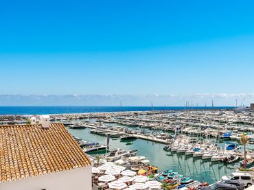 Penthouse mit Balkon zum Verkauf in Nueva Andalucía