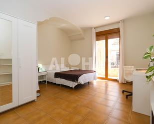 Schlafzimmer von Wohnungen miete in Moncada mit Klimaanlage, Heizung und Balkon