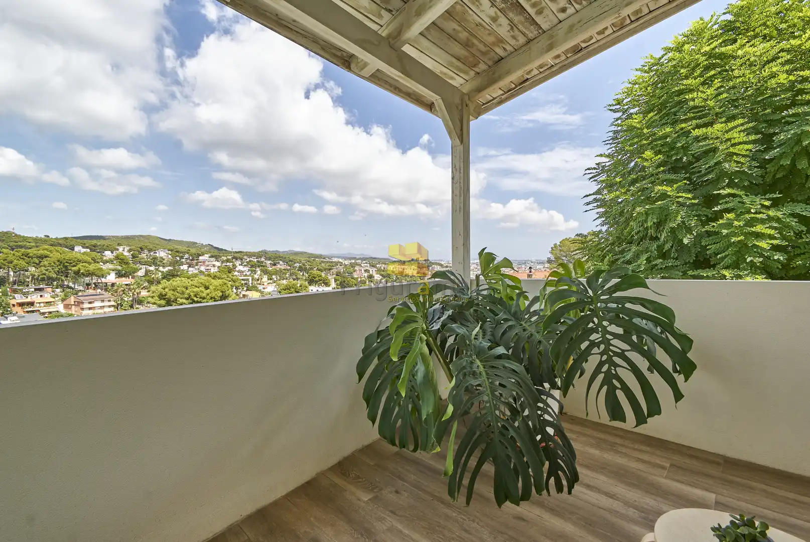 Terrassa de Casa o xalet en venda en Castelldefels amb Aire condicionat, Calefacció i Jardí privat