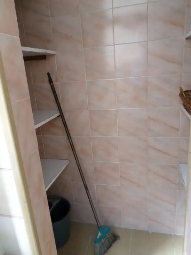 Baño de Piso en venta en Castellón de la Plana / Castelló de la Plana con Calefacción, Terraza y Amueblado