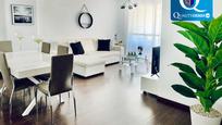 Wohnzimmer von Wohnung zum verkauf in Alicante / Alacant mit Klimaanlage und Terrasse