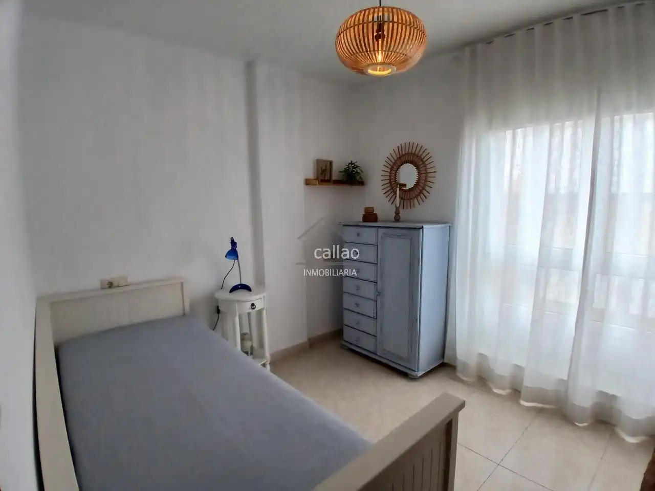 Dormitori de Apartament de lloguer en Ares amb Moblat