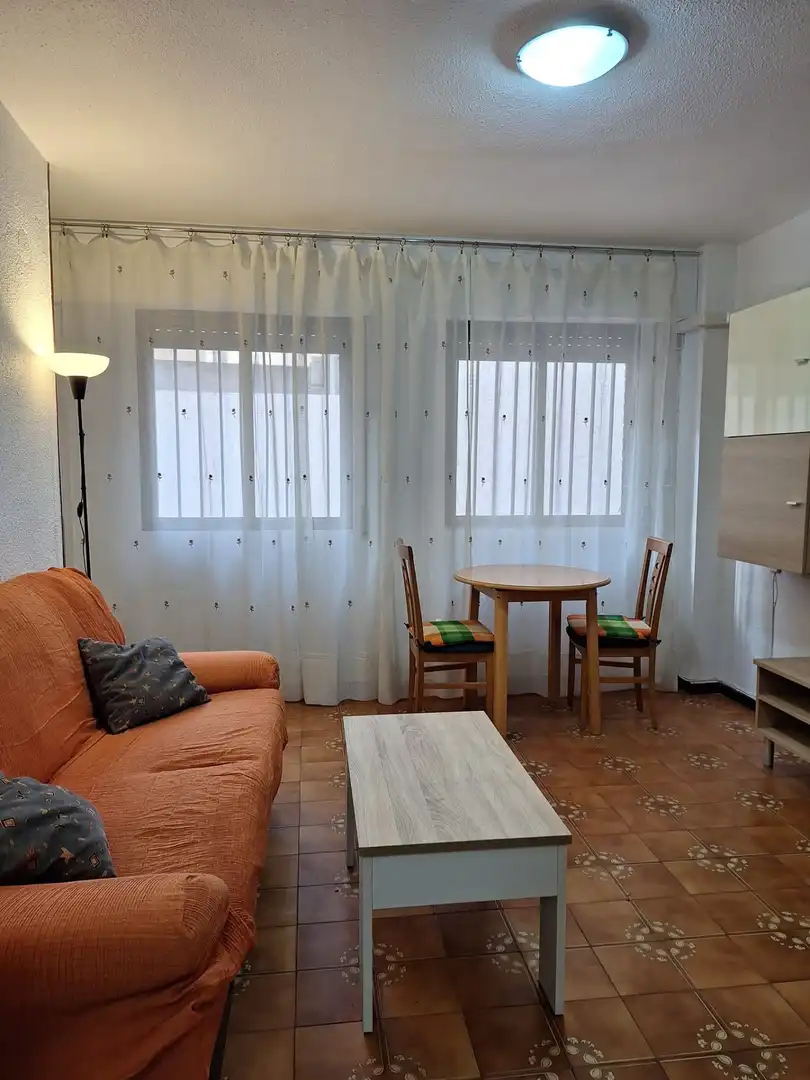 Apartamento de alquiler en La Fama
