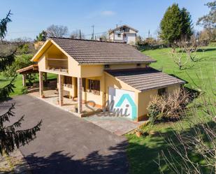 Vista exterior de Casa o xalet en venda en Siero amb Terrassa