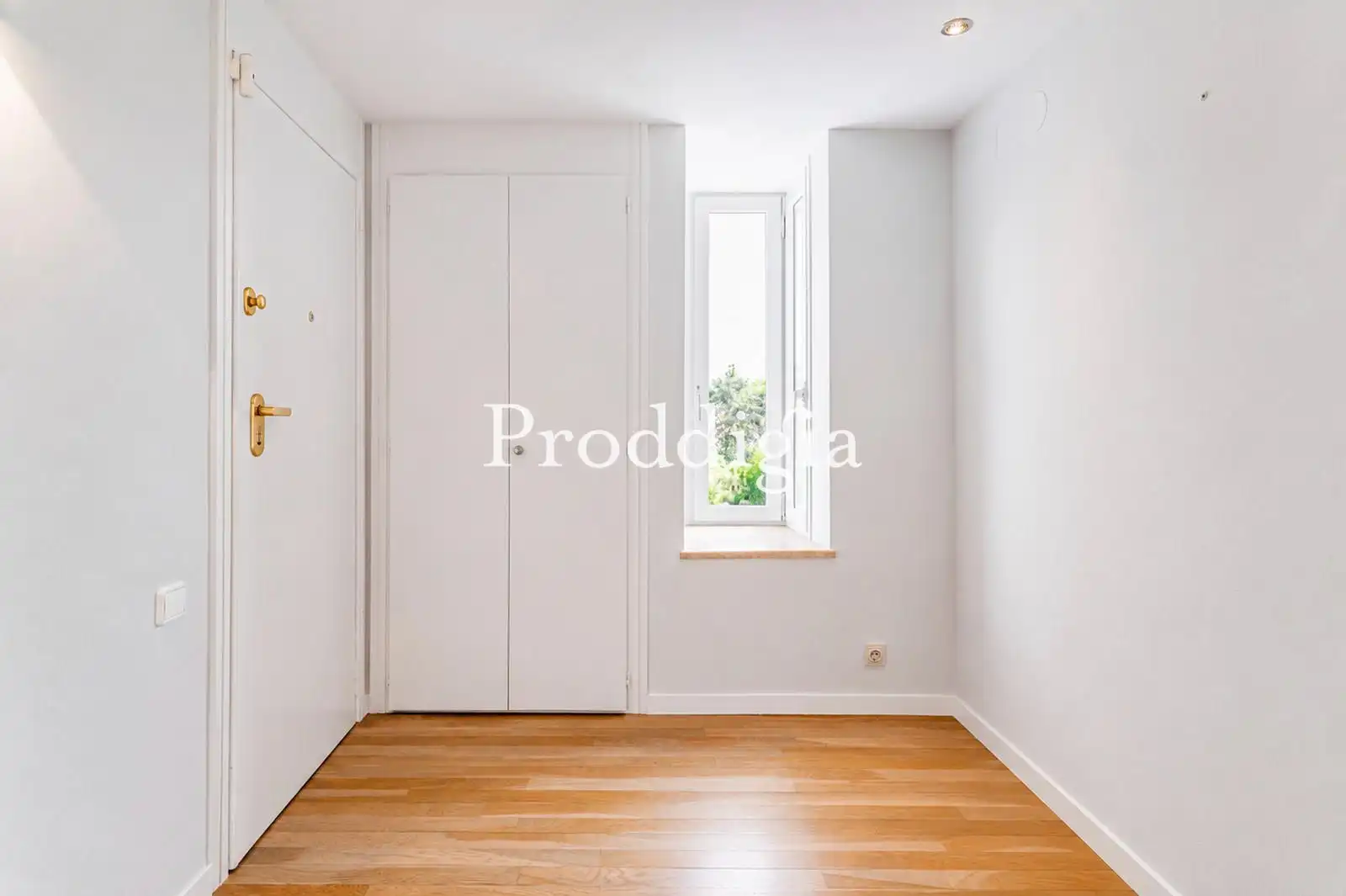 Flat for rent in Via Augusta, Sant Gervasi- Galvany