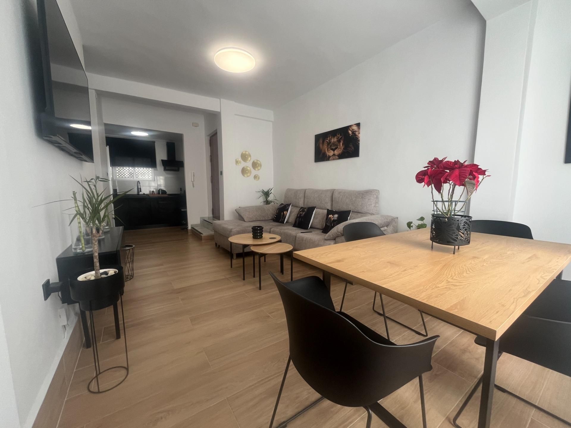 Wohnzimmer von Erdgeschoss zum Verkauf in Jerez de la Frontera mit Klimaanlage