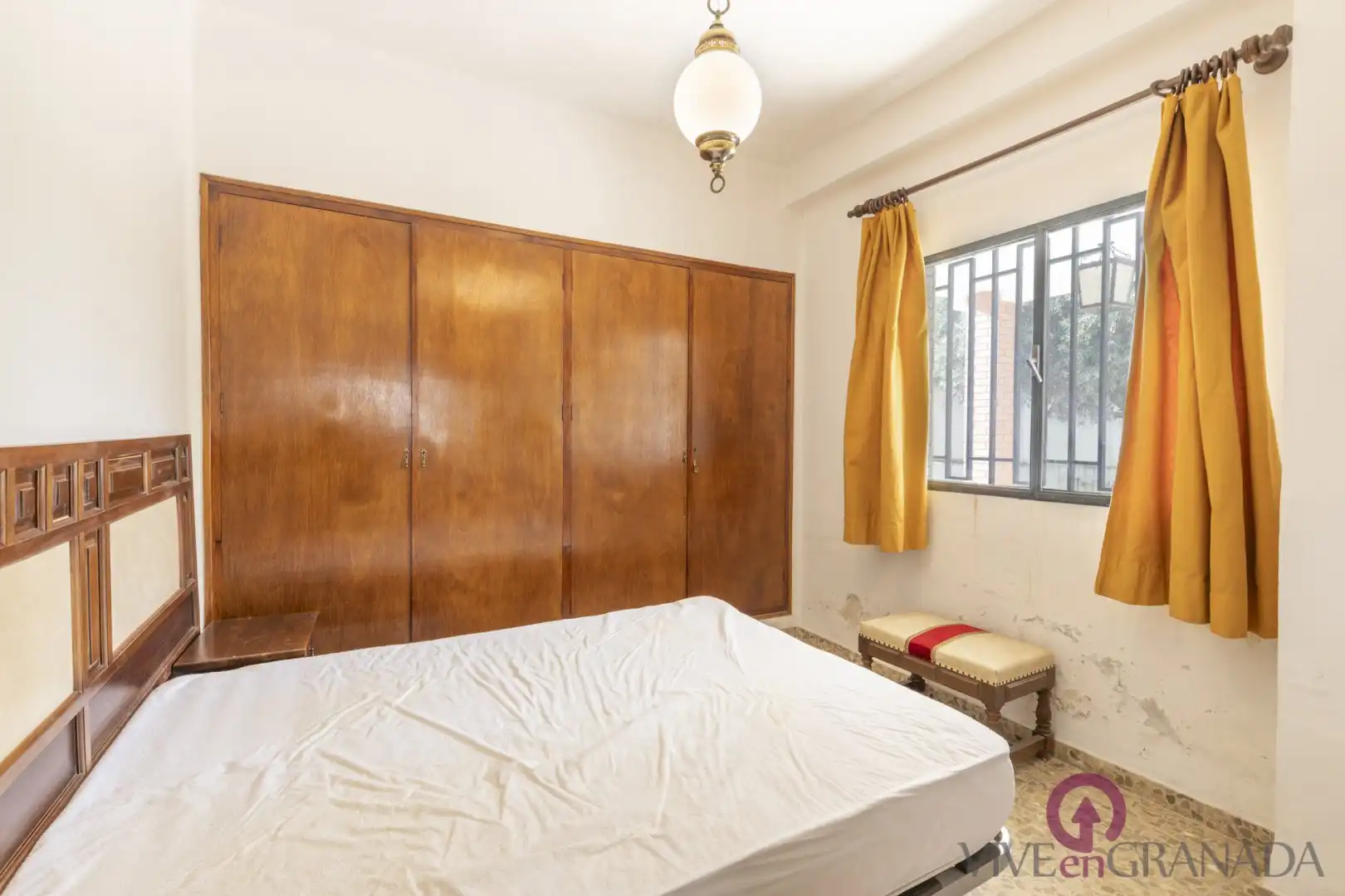Schlafzimmer von Haus oder Chalet zum Verkauf in Cájar mit Schwimmbad