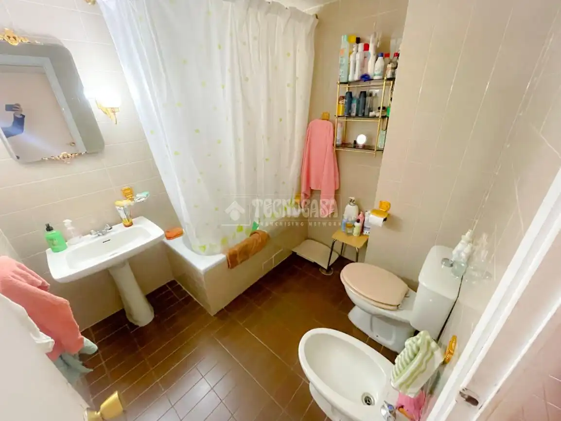 Bathroom of Flat for sale in Guadarrama  with Heating, Storage room and Community pool