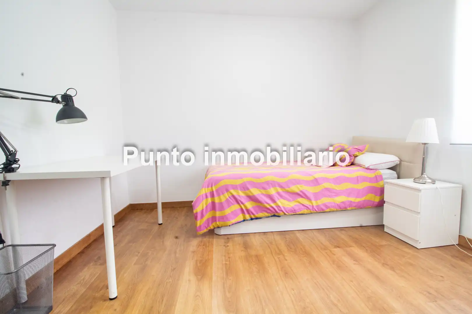 Dormitori de Pis en venda en Valladolid amb Calefacció, Parquet i Traster