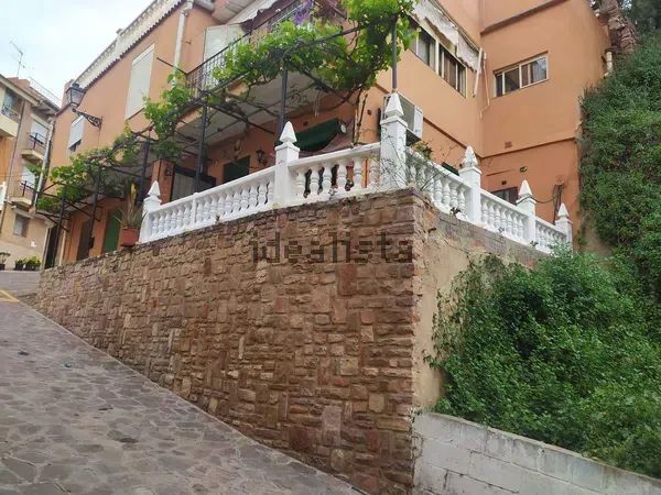 Vista exterior de Pis en venda en Serra amb Aire condicionat, Terrassa i Moblat