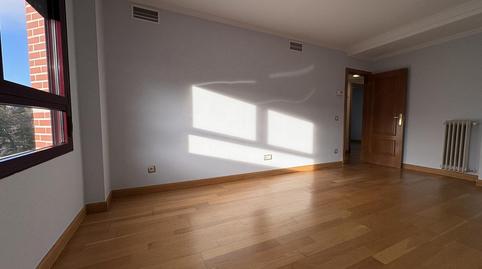 Foto 4 de Piso de alquiler en Gran Vía de Hortaleza, Pinar del Rey,  Madrid Capital