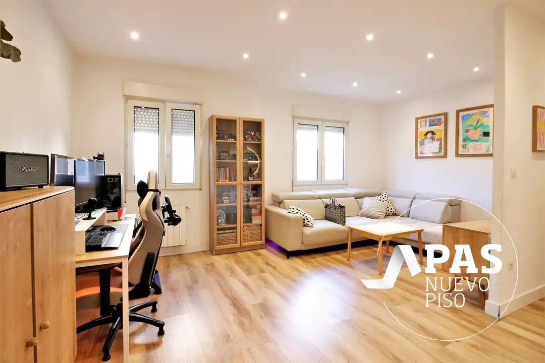 Living room of Flat for sale in Centro - Ayuntamiento