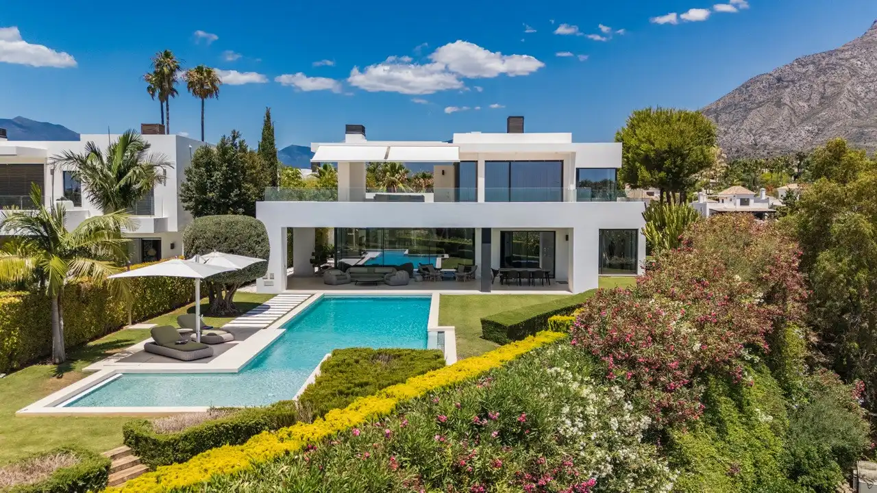 Exterior view of Houses for sale in Marbella  with Air Conditioner, Heating and Private garden