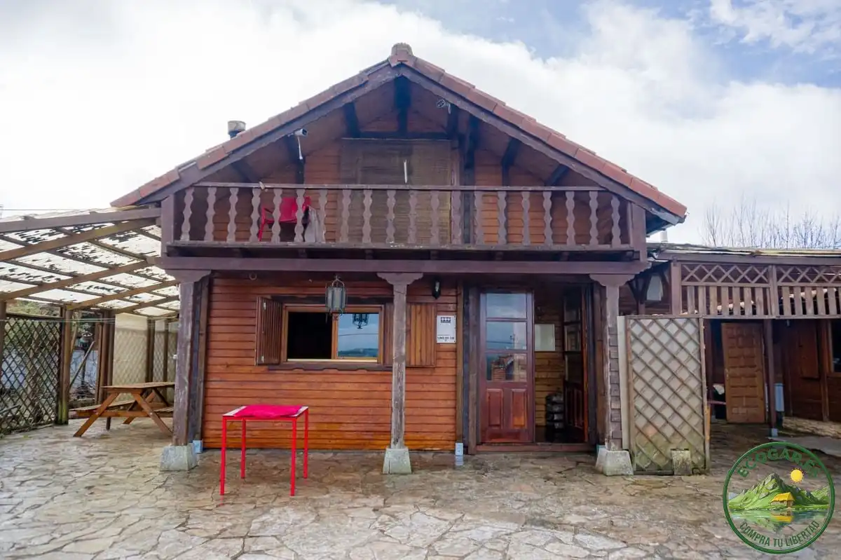 Vista exterior de Casa o chalet en venta en Villagatón con Aire acondicionado, Calefacción y Jardín privado