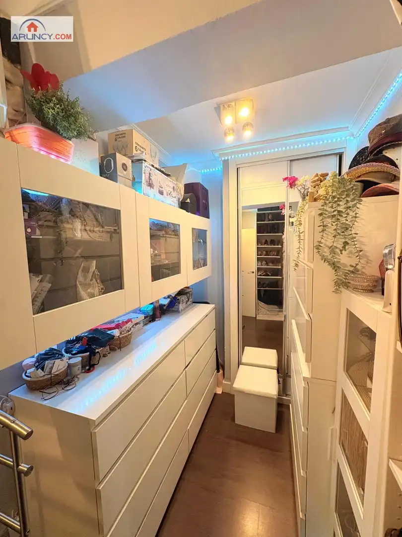Flat for sale in Sevilla  with Air Conditioner, Heating and Private garden