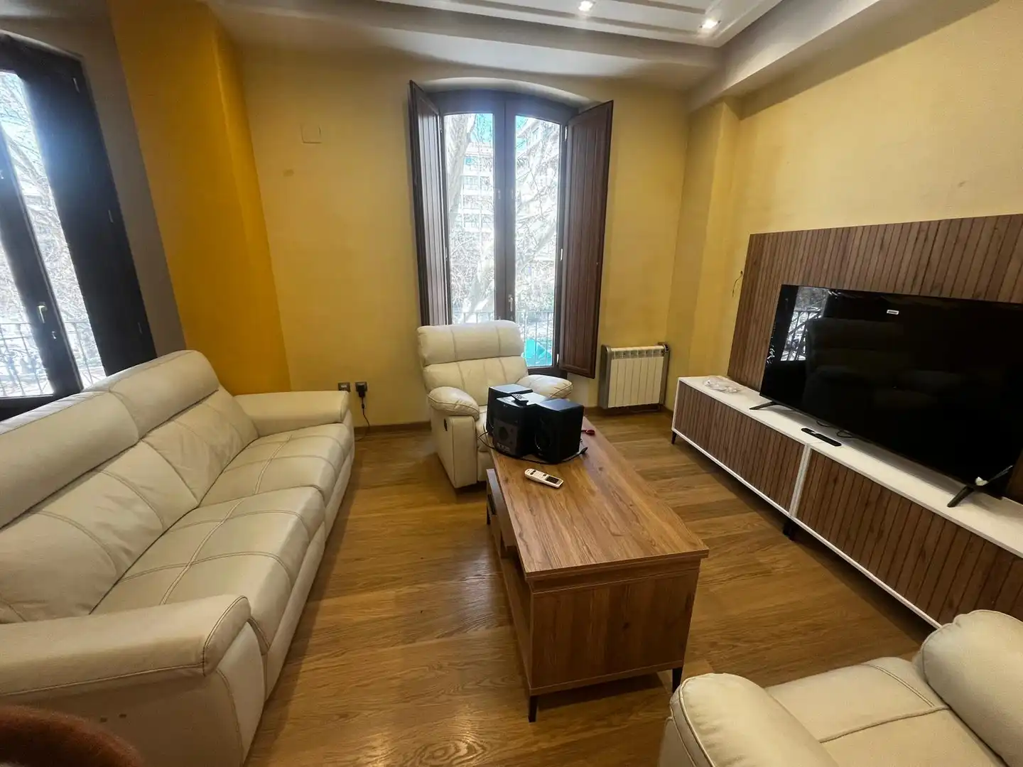 Wohnzimmer von Wohnung zur Miete in Granada mit Klimaanlage, Heizung und Parkett